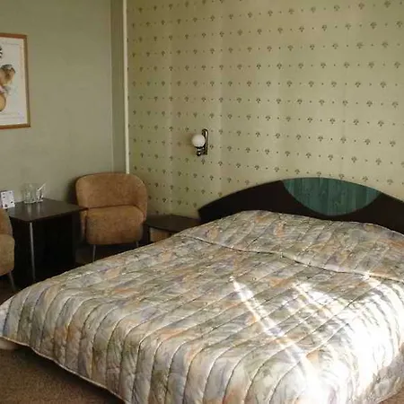 Отель Odessos 3*